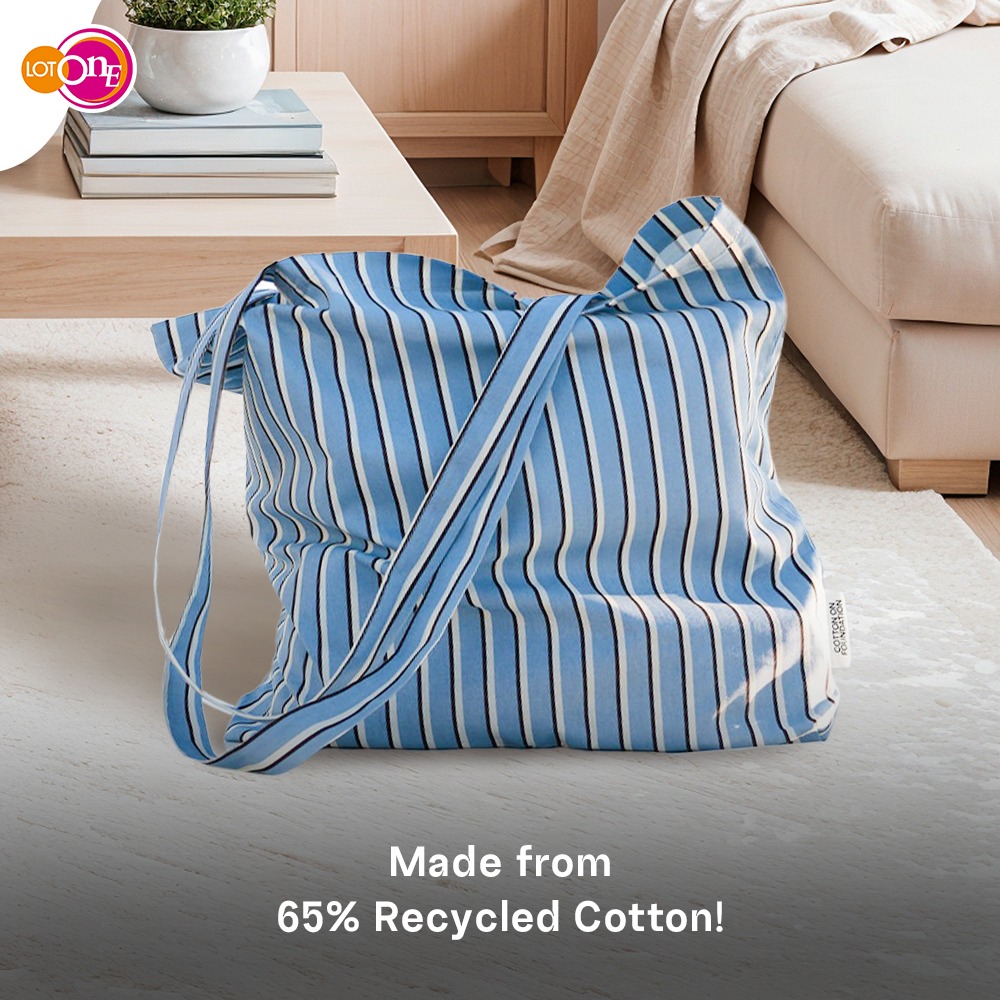 Assortment of Cotton On tote bags