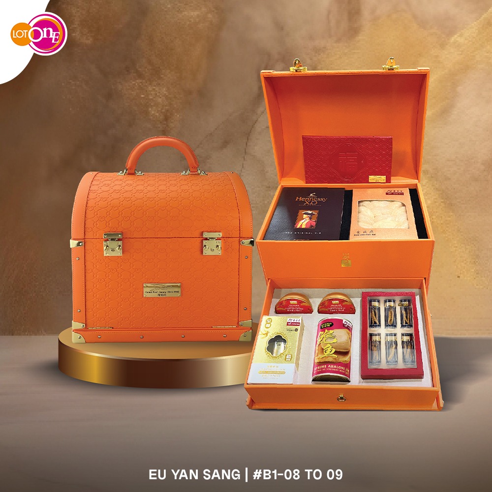 A luxurious Lunar New Year gift set showcasing the collaboration between Eu Yan Sang and Jimmy Choo.