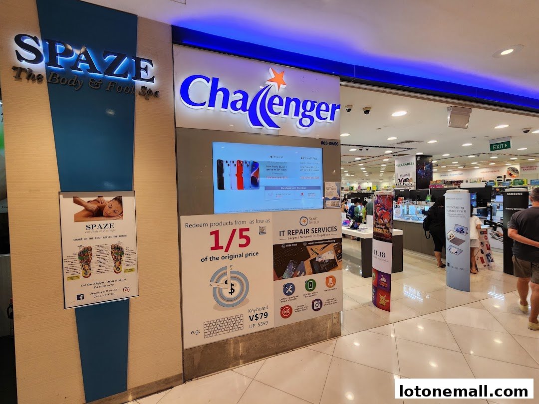 The entrance to Challenger electronics store and SPAZE Body & Foot Spa.
